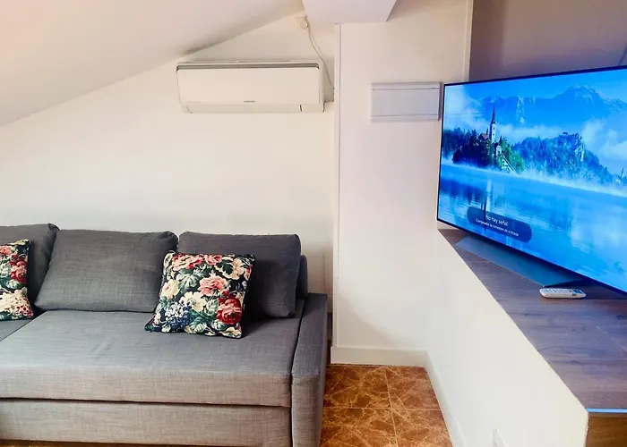 Apartamento Turistico Atico La Taberna